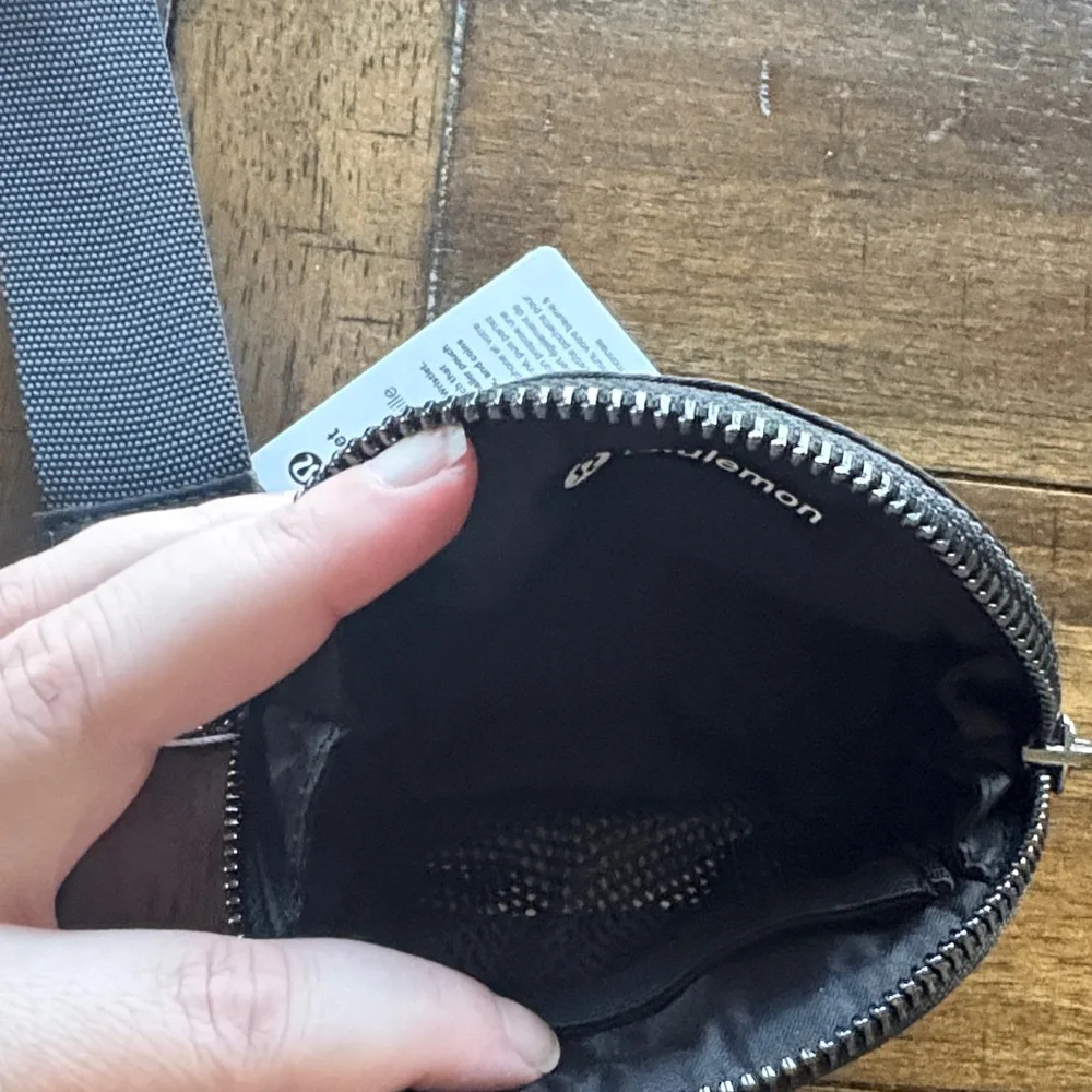 Lululemon Dual Pouch Wristlet Wallet - Picture 5 of 5
